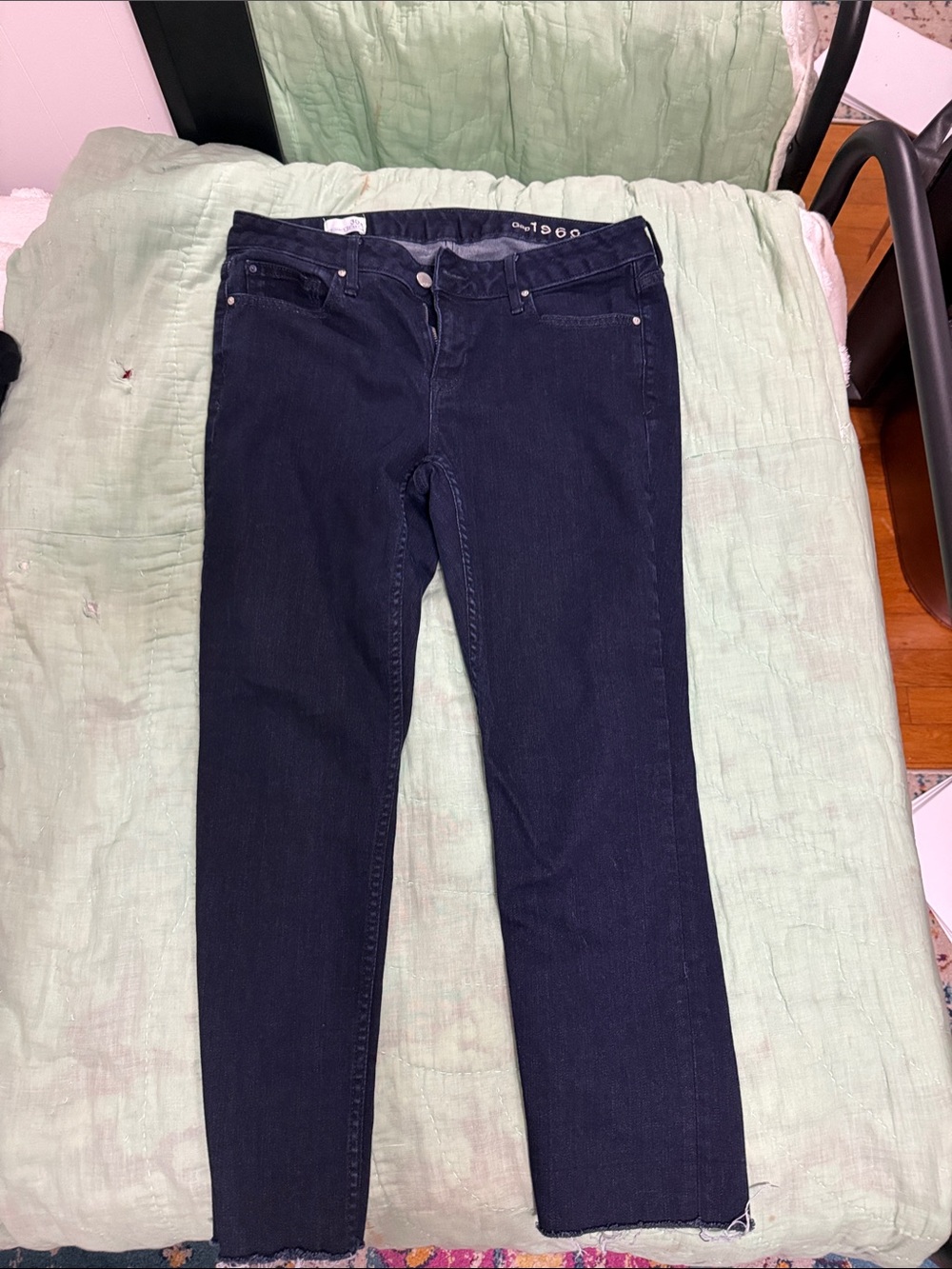 GAP Women’s skinny Leg Jeans – Dark Indigo